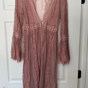 JODIFL Blush Pink Lace Top